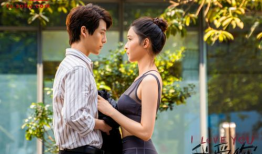 精品国产情侣在线,在线演绎浪漫时光